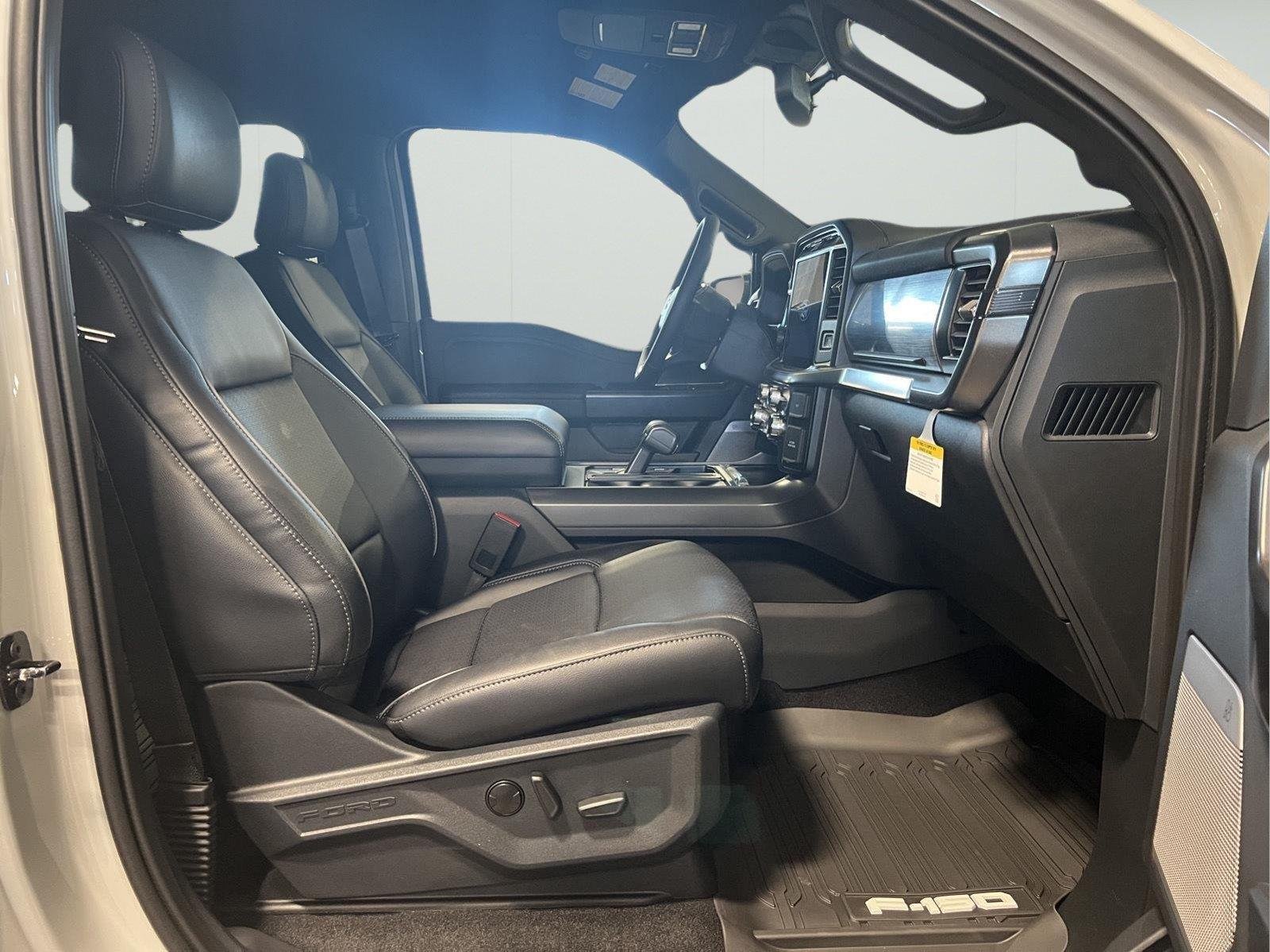 2026 Ford F-150 Lariat - Photo 12