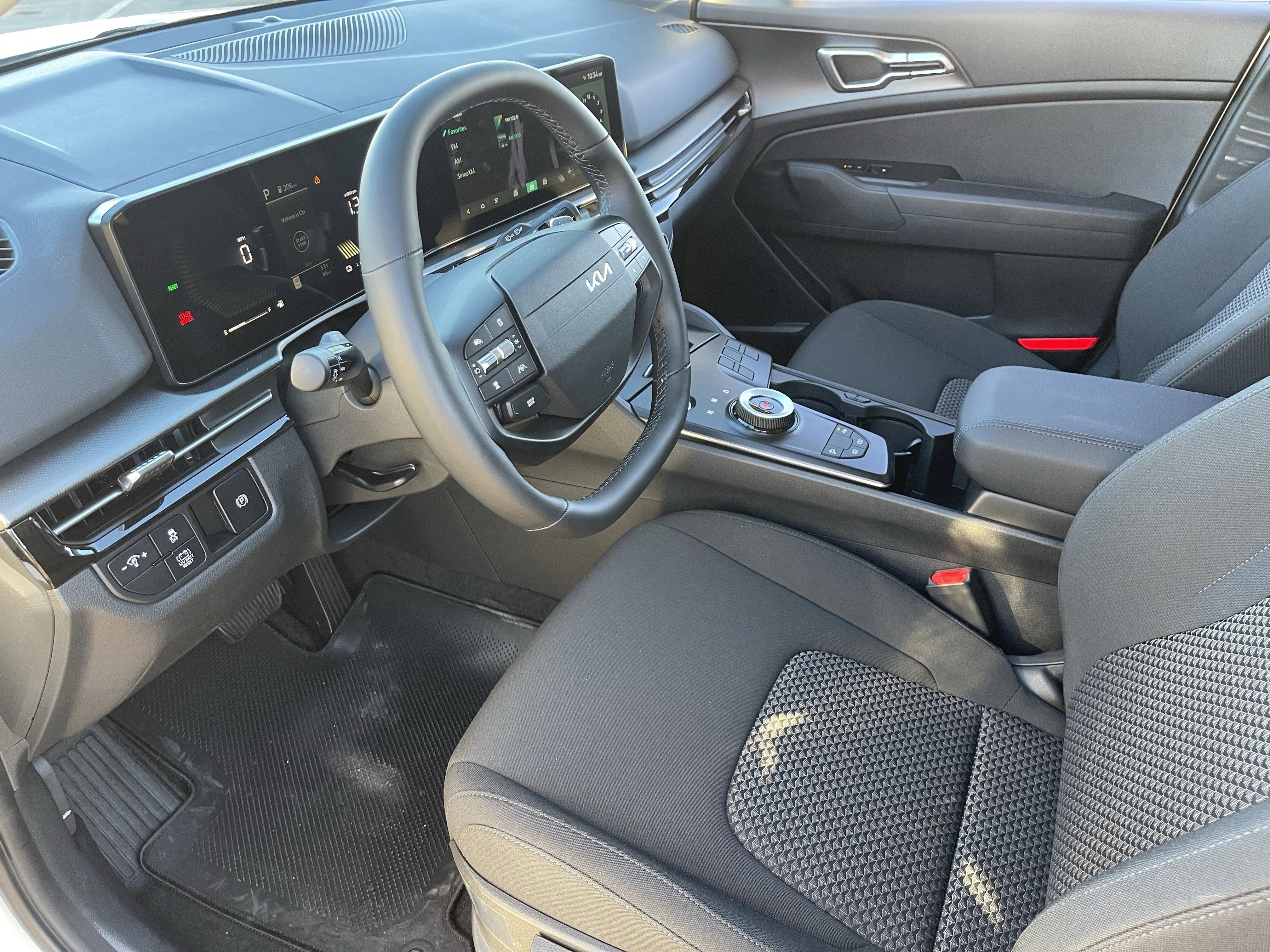 2026 Kia Sportage LX Hybrid - Photo 16