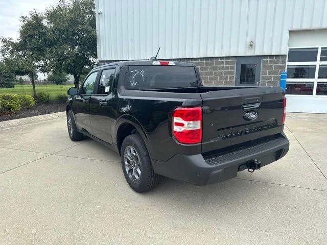 New 2026 Shadow Black Ford XLT image 8