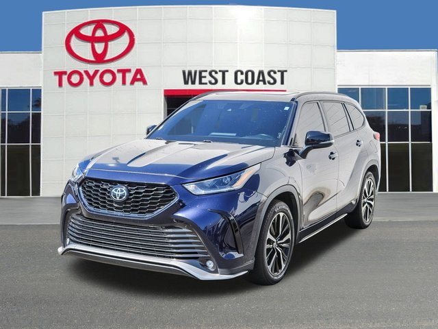 2022 Toyota Highlander XSE