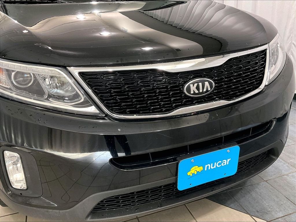 Used 2014 Ebony Black Kia EX image 31