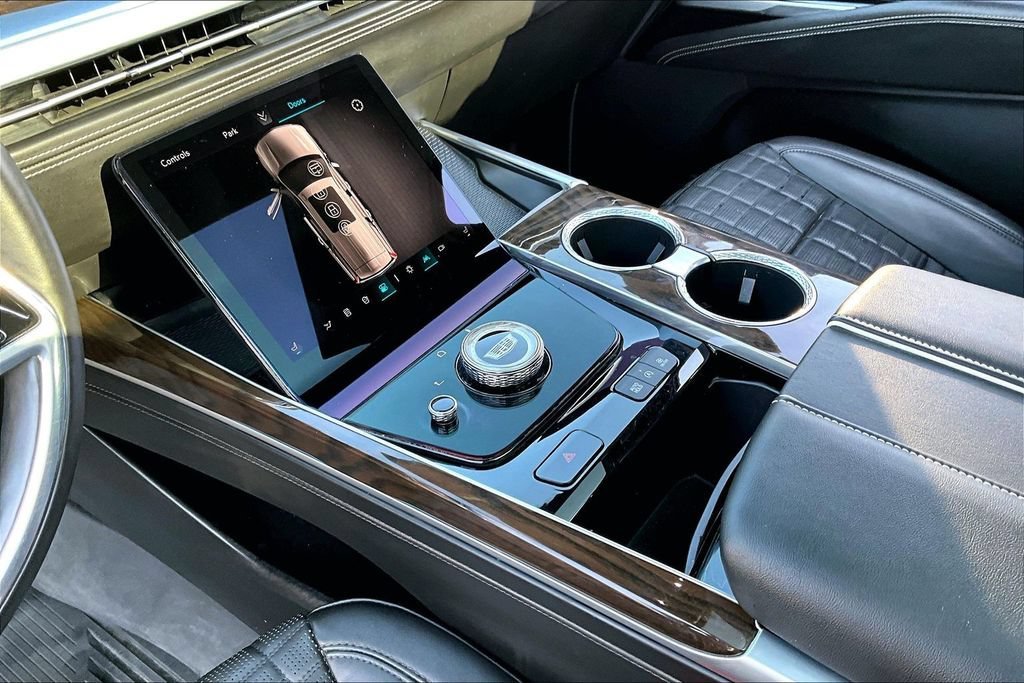 Certified Used 2025 Black Raven Cadillac Sport Platinum image 14