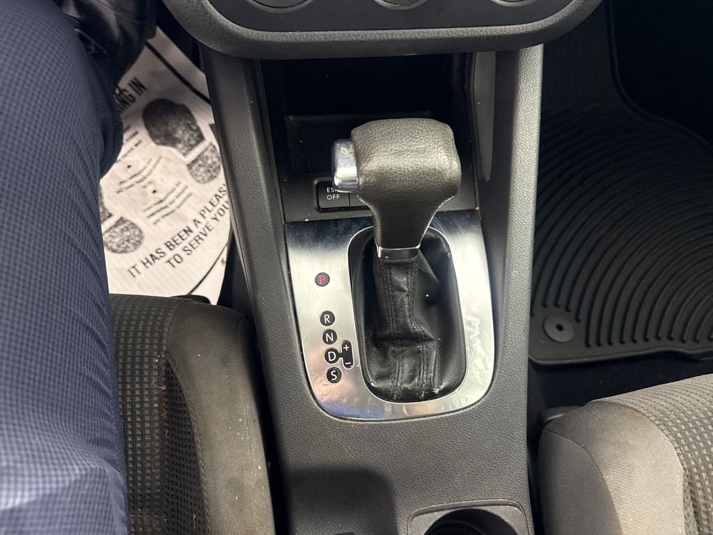 Used 2009 Blue Volkswagen S image 22