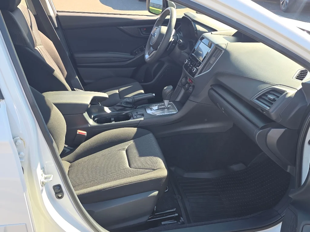 Used 2022 White Subaru Premium image 22