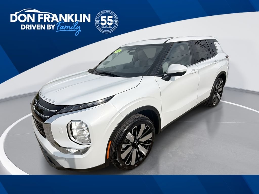 2026 Mitsubishi Outlander SE S-AWC's photo