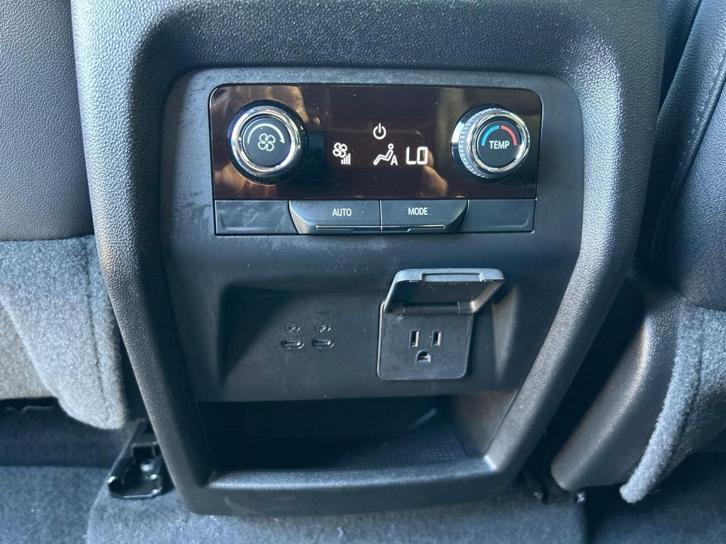 Used 2026 Polar White Chevrolet Z71 image 39