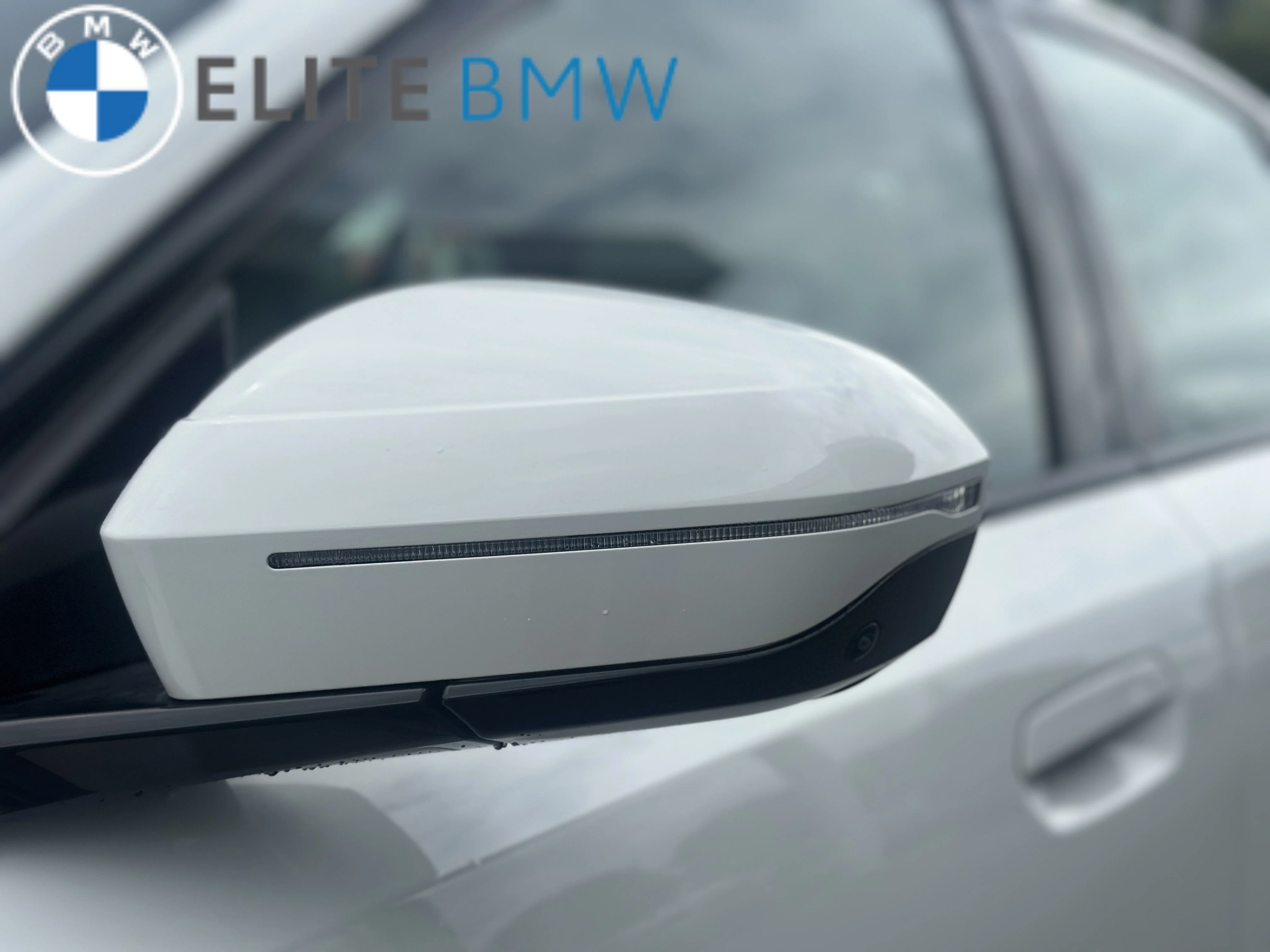 New 2026 Alpine White BMW 530i xDrive image 38