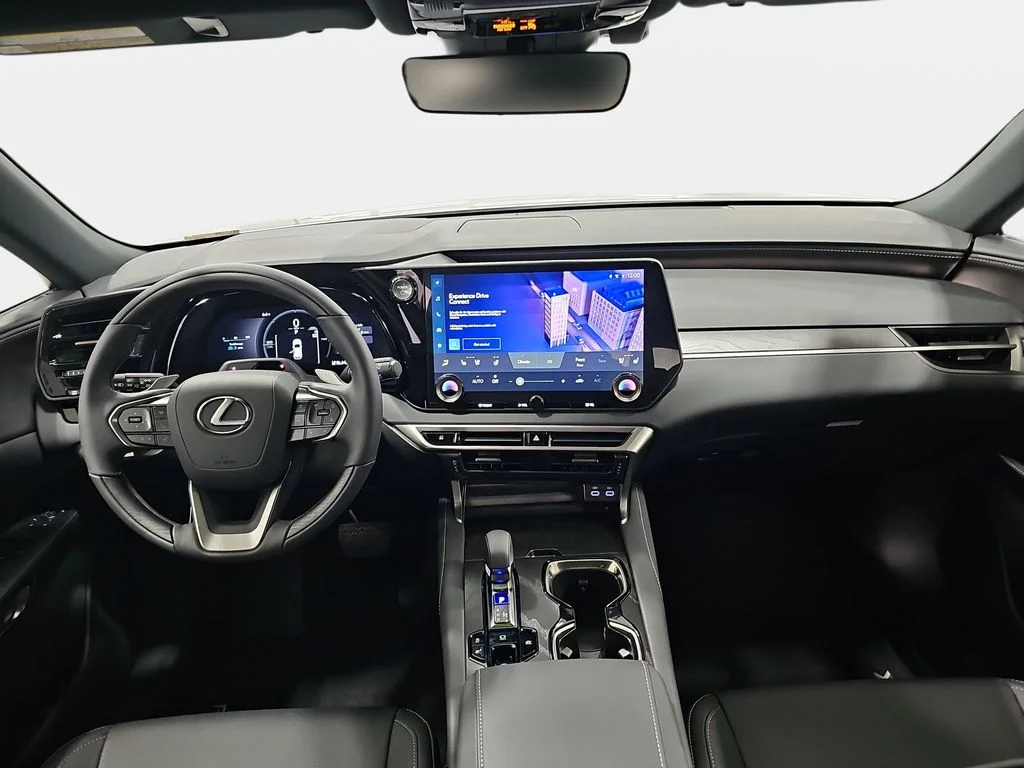 New 2026 Eminent White Pearl Lexus PREMIUM image 9