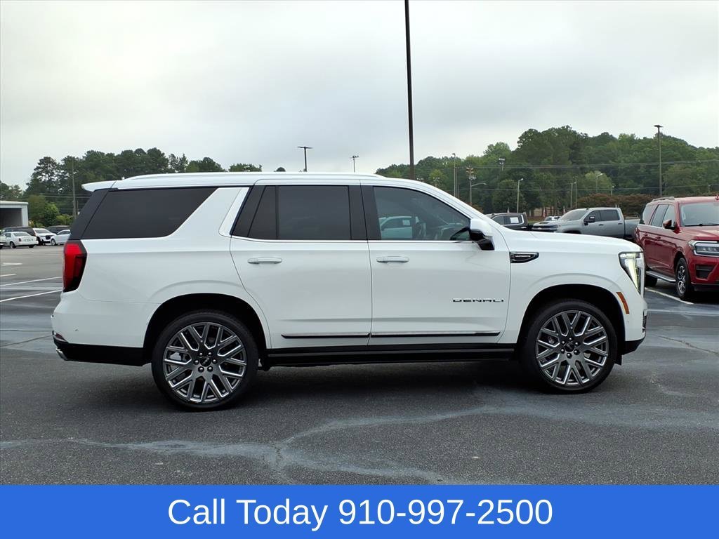 Used 2025 Summit White GMC Denali Ultimate image 4