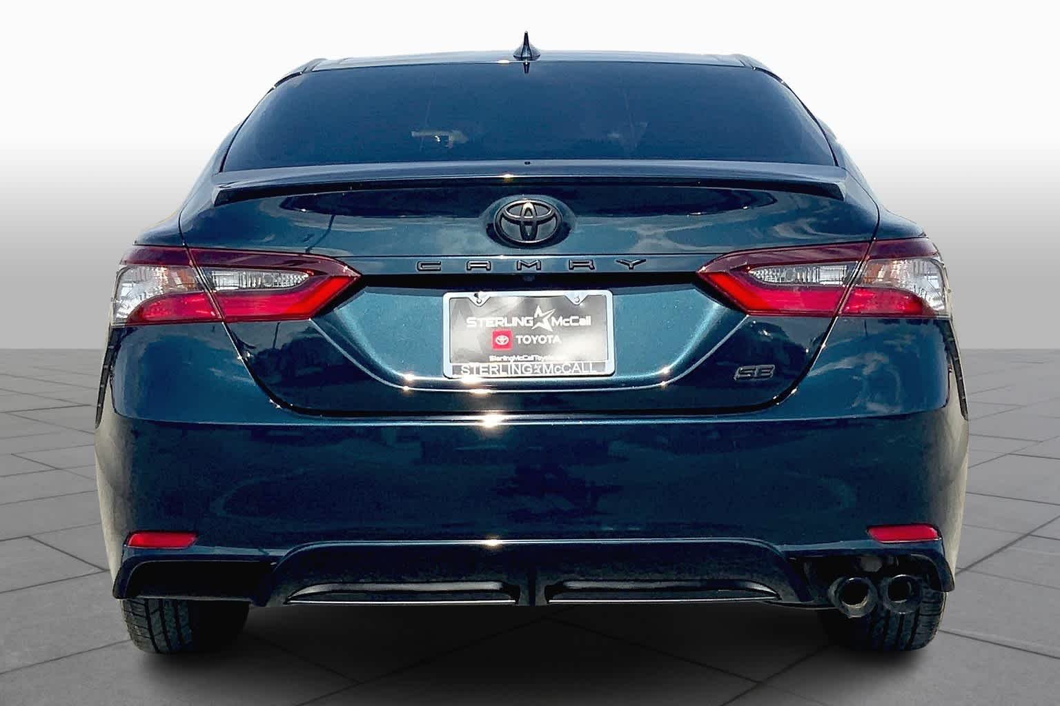 Used 2021 Galactic Aqua Mica Toyota SE image 5