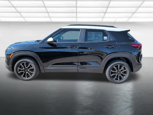 New 2026 Mosaic Black Metallic Chevrolet ACTIV image 31