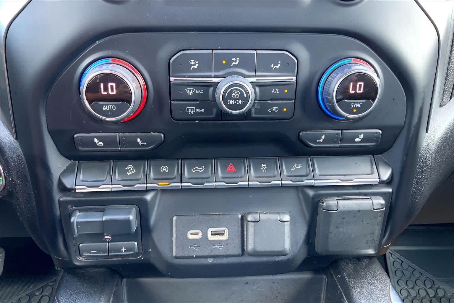 Used 2020 Summit White Chevrolet RST image 34