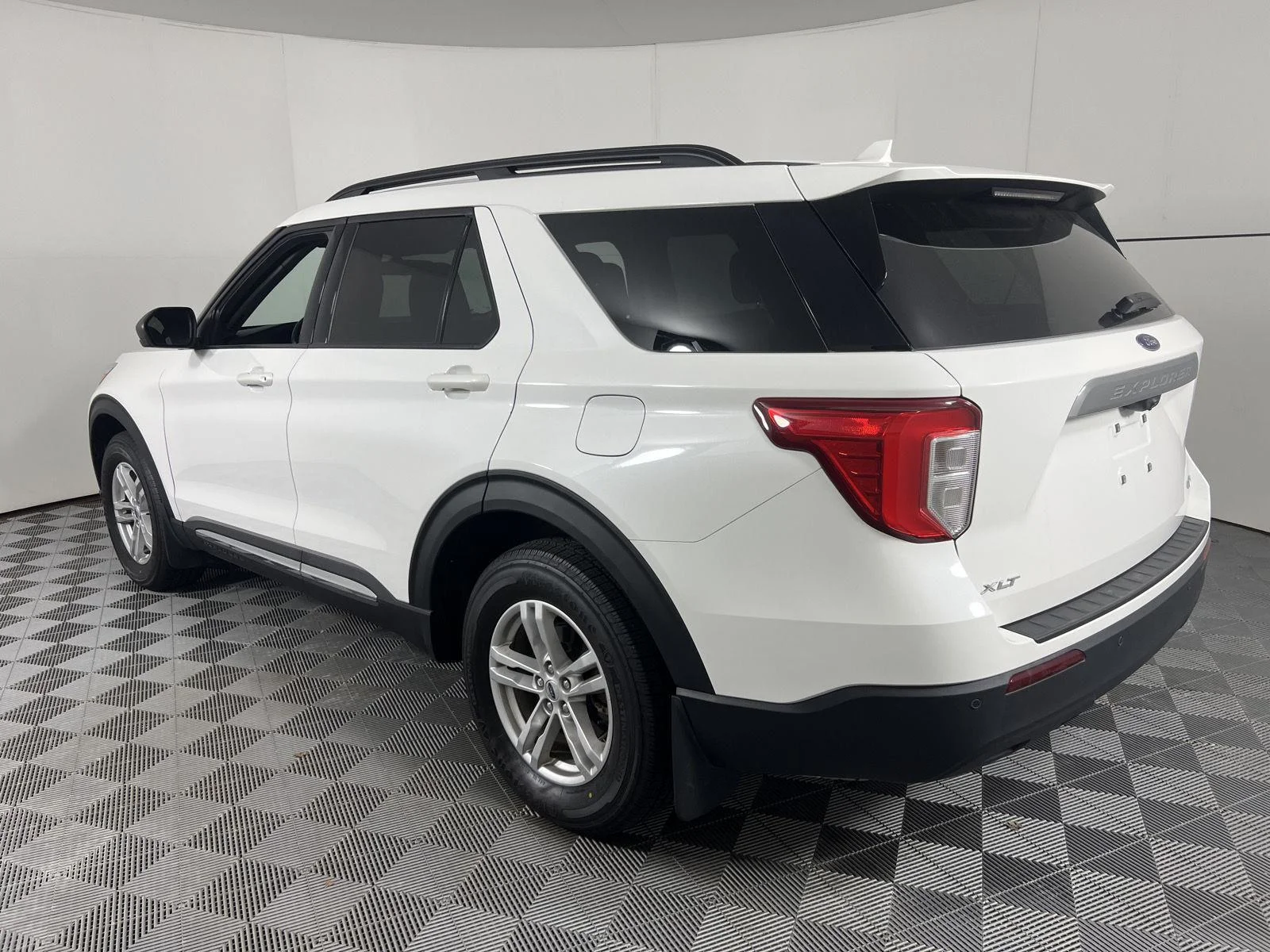 Used 2022 Star White Ford XLT image 8