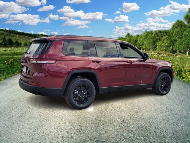 New 2025 Velvet Red Pearl-Coat Exterior Paint Jeep Altitude image 4