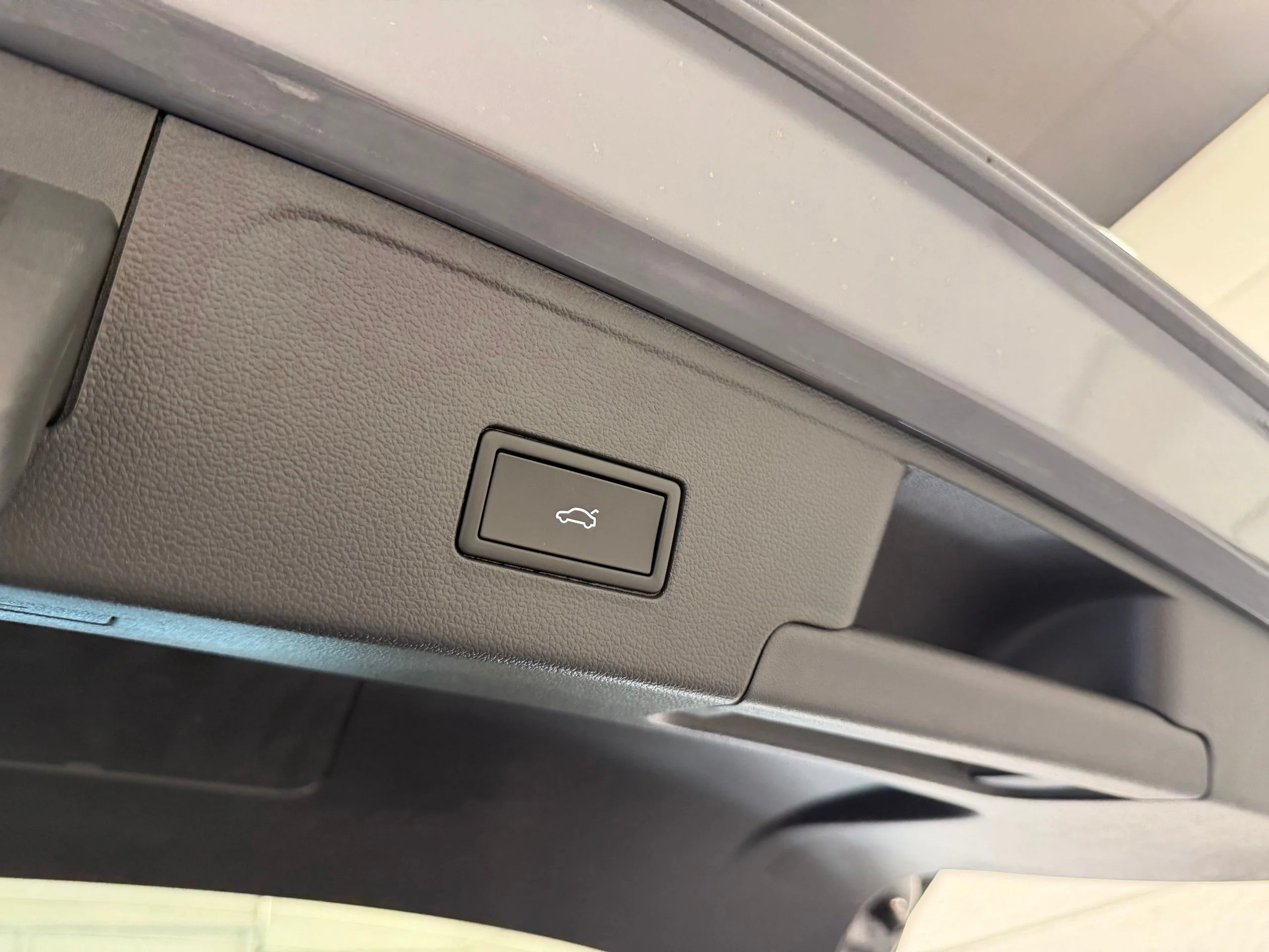 New 2026 Gray Volkswagen 2.0T SE w/Technology image 25