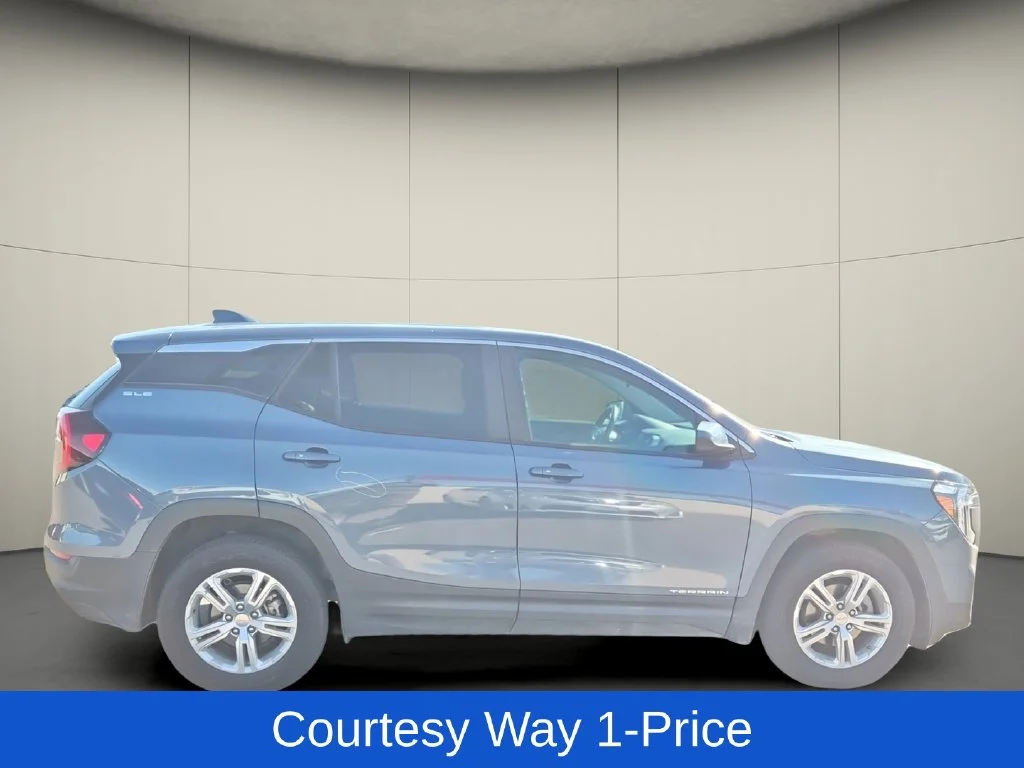 Used 2024 Blue GMC SLE image 11