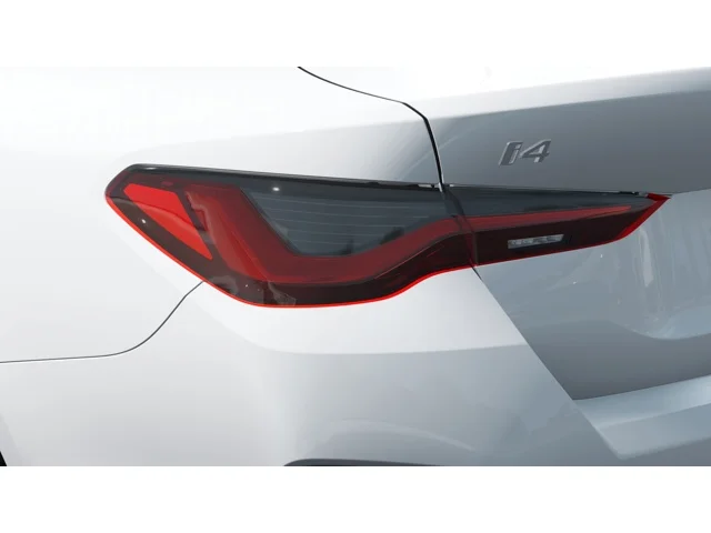 New 2026 Alpine White BMW xDrive40 image 8