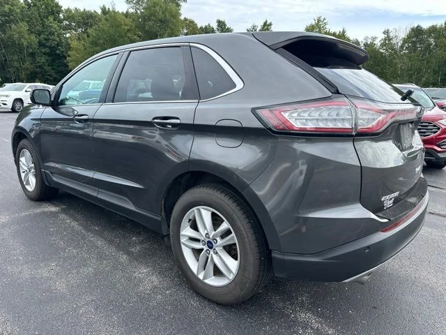 Used 2018 Magnetic Ford SEL image 6