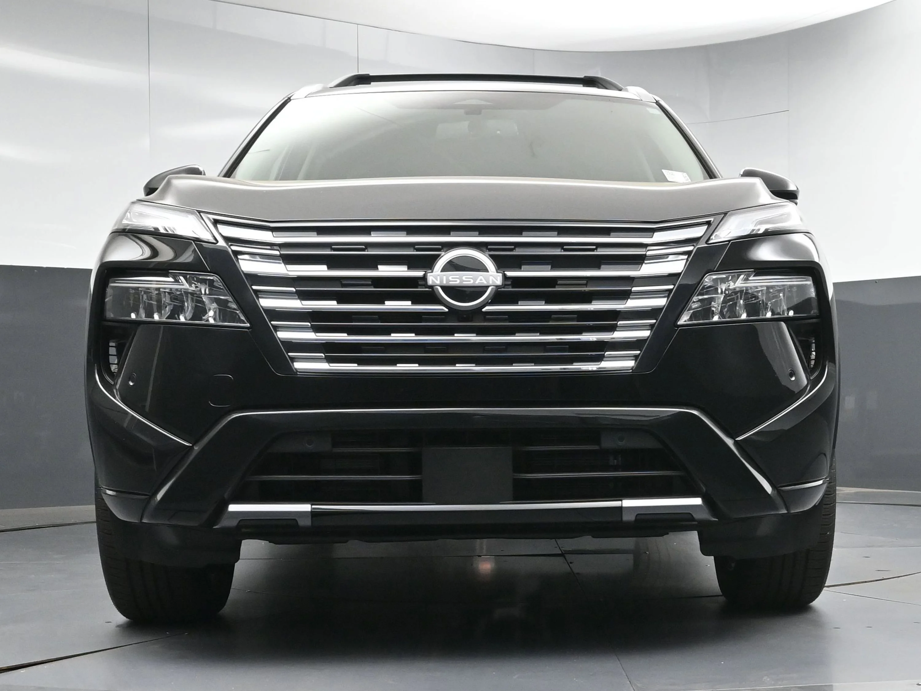 New 2026 Super Black Nissan Platinum image 26