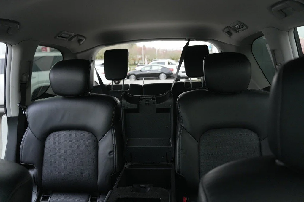 Used 2024 Moonstone White INFINITI LUXE image 26
