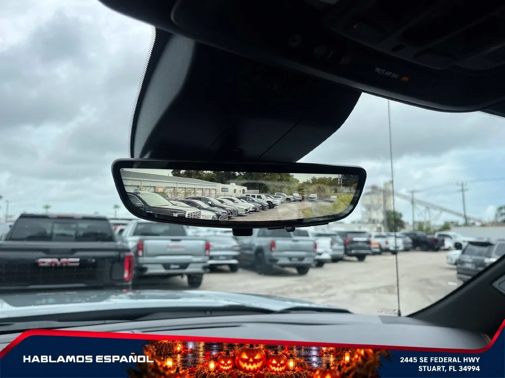 New 2026 Sterling Metallic GMC AT4 image 33