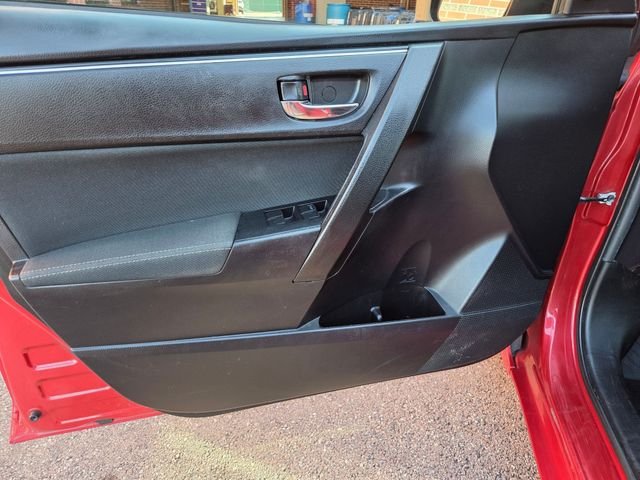 Used 2018 Red Toyota LE image 12