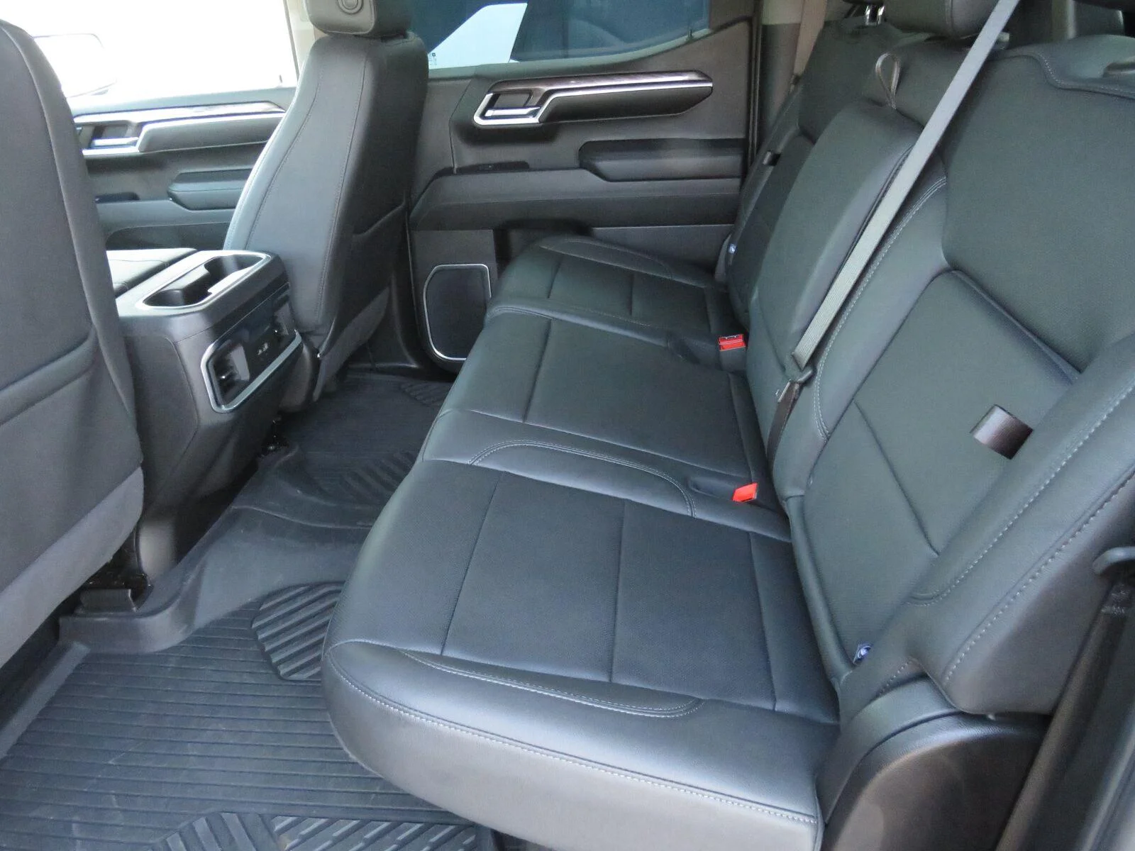 Used 2024 Dark Ash Metallic Chevrolet LTZ image 22