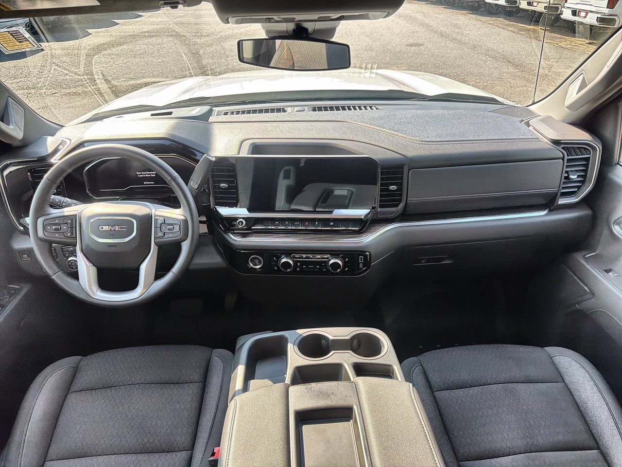 Used 2024 Summit White GMC Elevation image 17