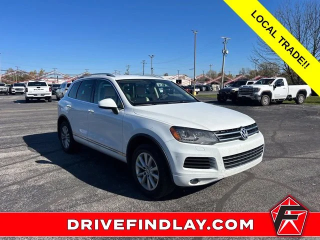 Used 2014 White Volkswagen V6 TDI image 9
