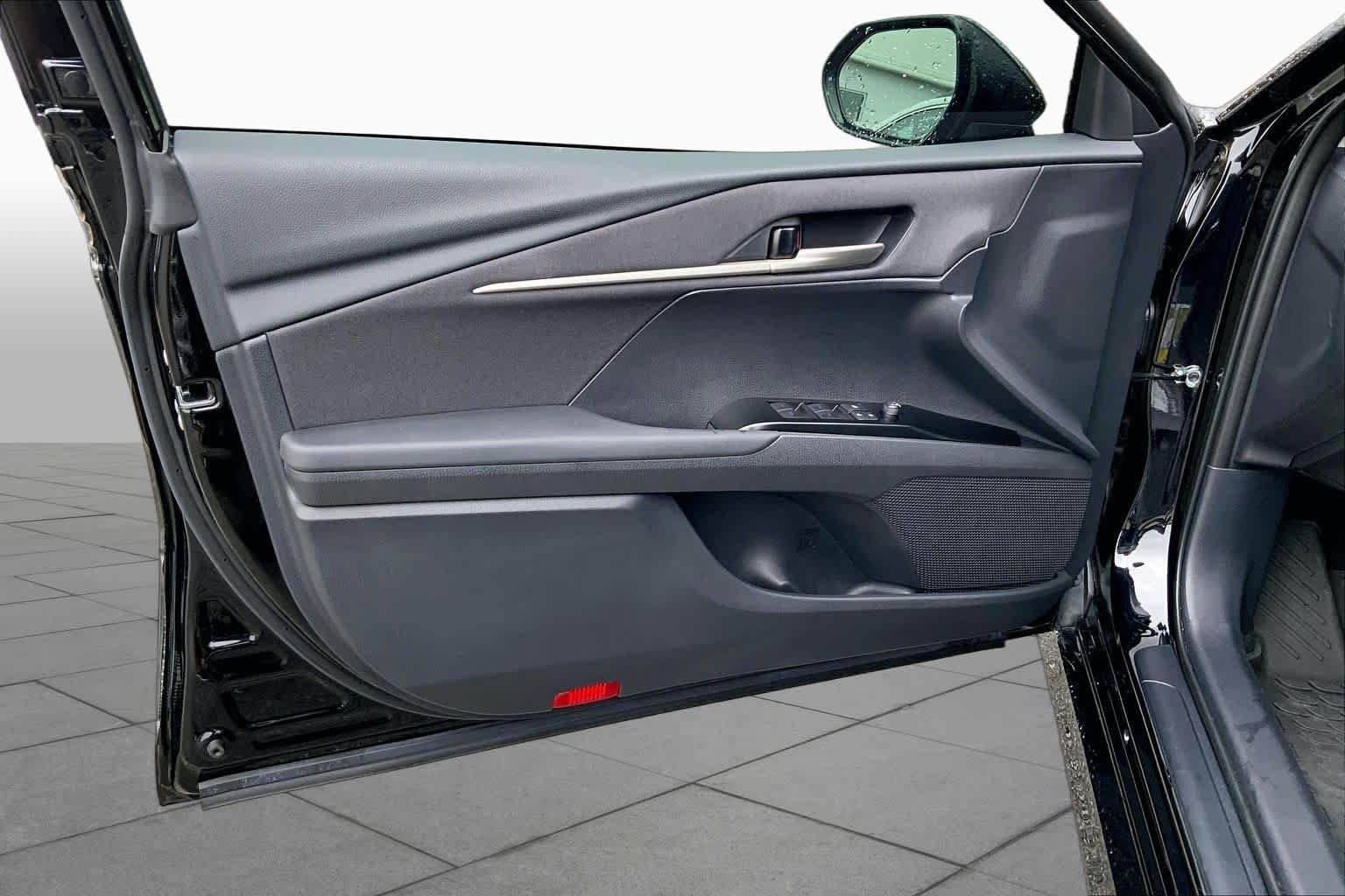 Used 2025 Midnight Black Metallic Toyota LE image 20