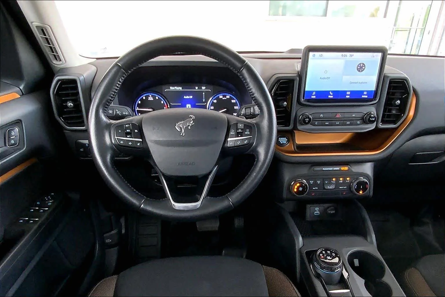 Used 2022 Oxford White Ford Badlands image 6