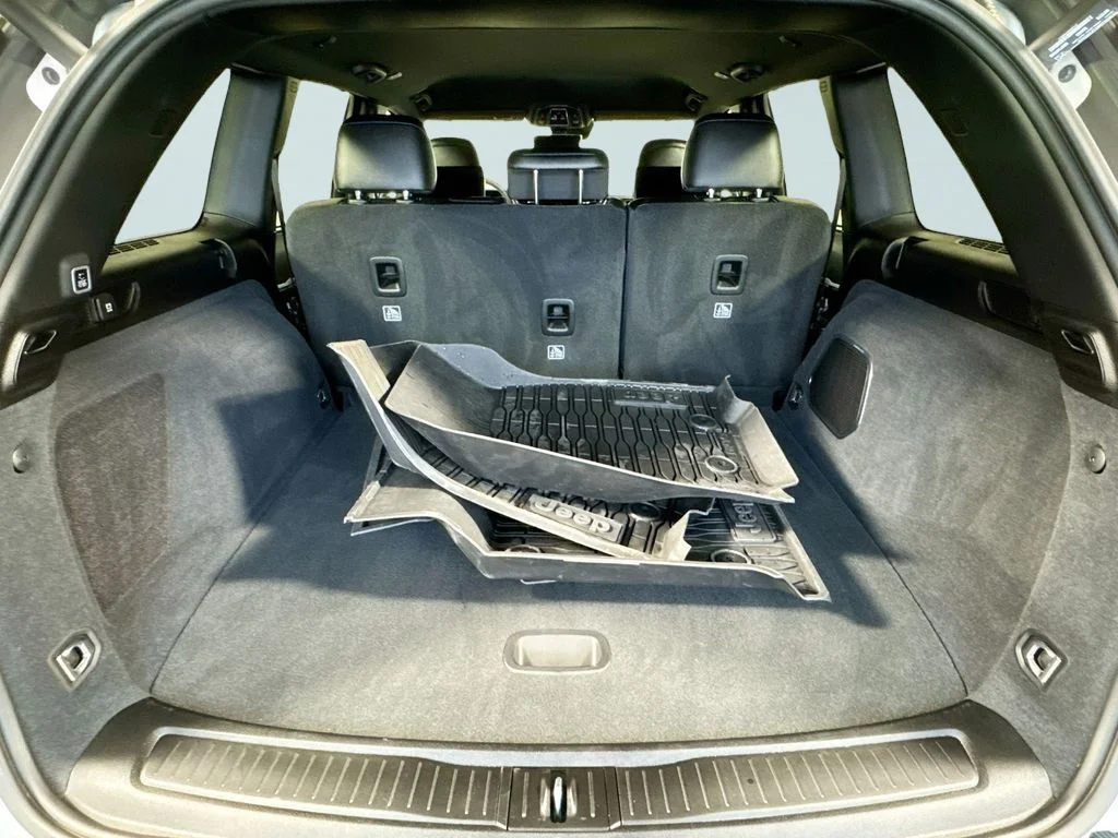 Used 2024 Silver Zynith Jeep Trailhawk 4xe image 20
