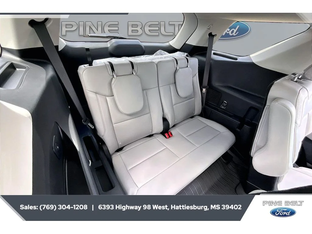 New 2026 Carbonized Gray Metallic Ford Active image 21