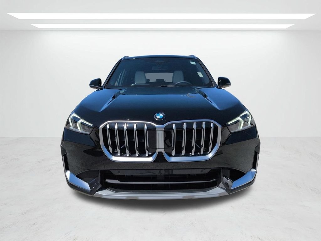 New 2026 Jet Black BMW xDrive28i image 9