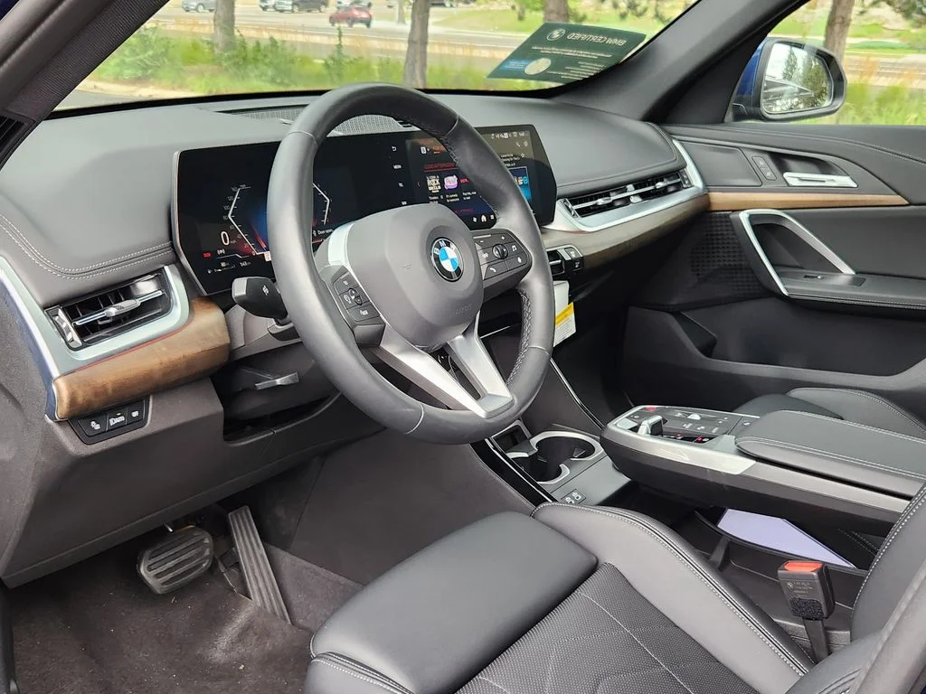 2025 BMW X1 28i - Photo 7