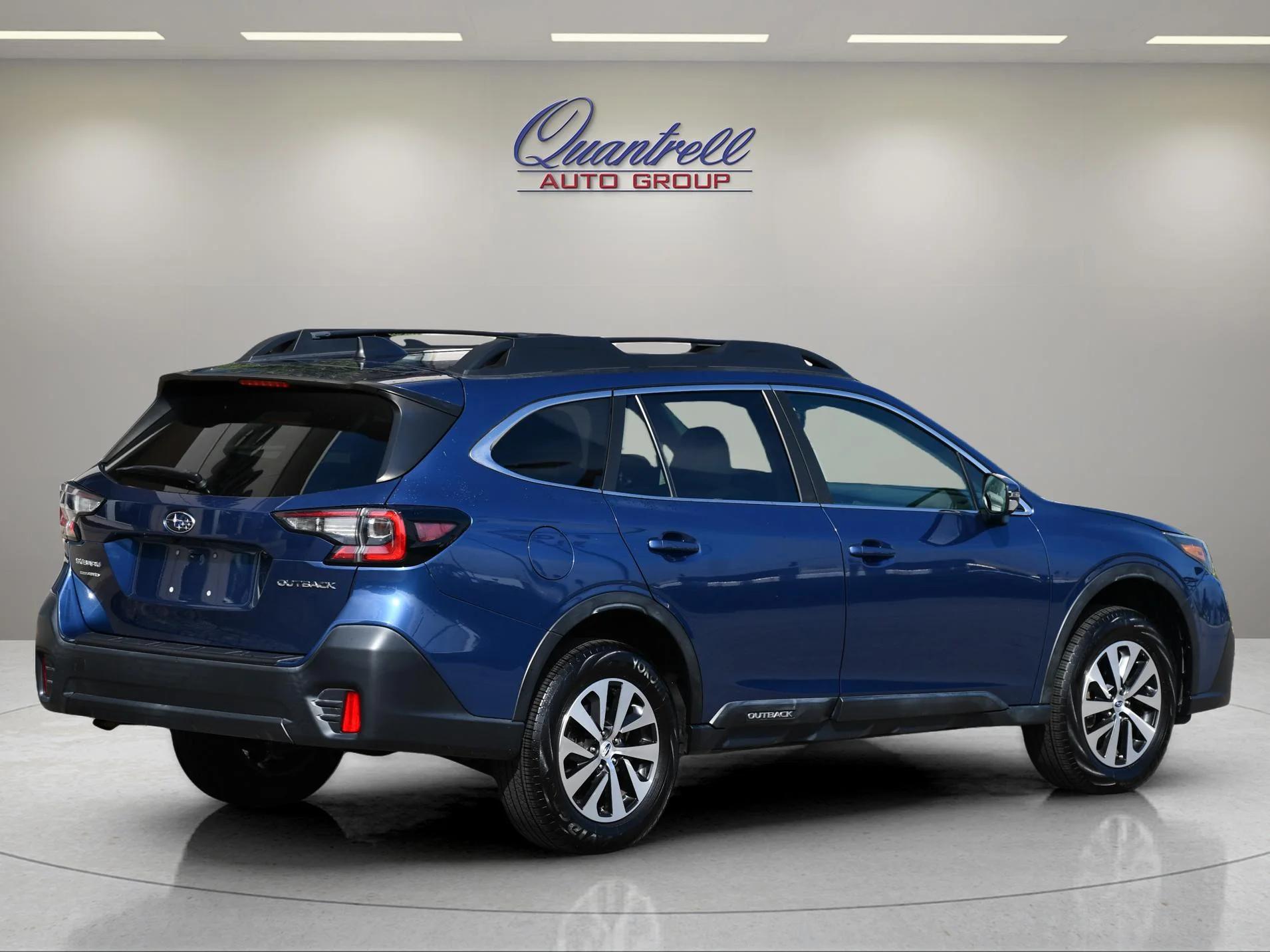 Used 2021 Abyss Blue Pearl Subaru Premium image 4
