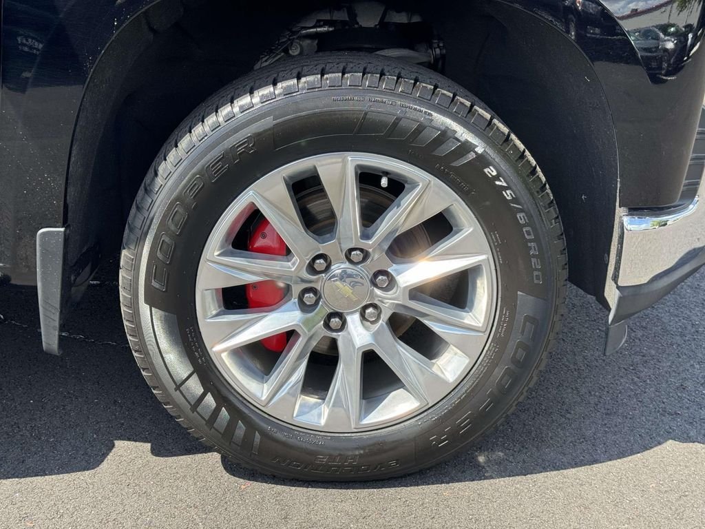 Used 2019 Black Chevrolet LTZ image 27