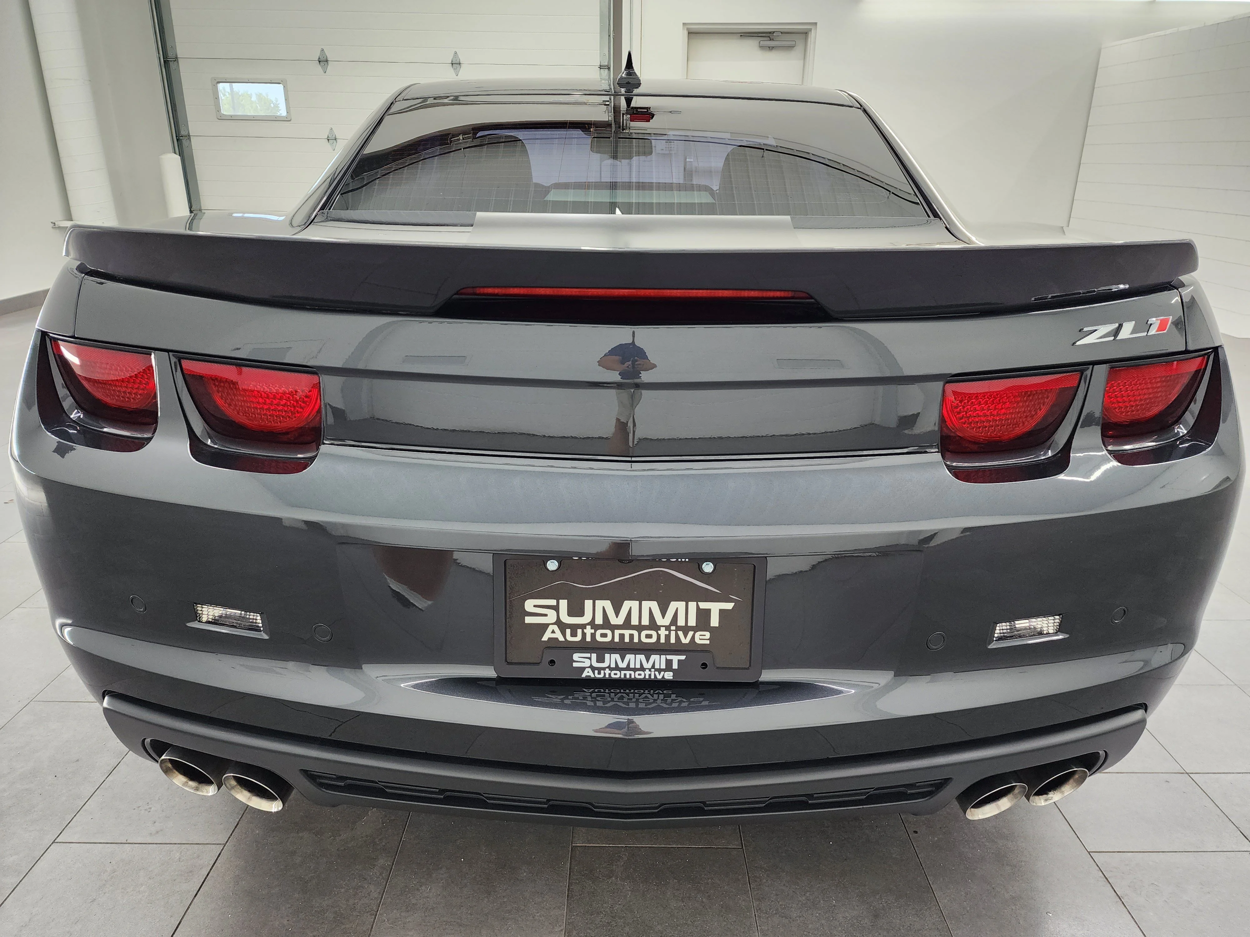 Used 2012 Ashen Gray Metallic Chevrolet ZL1 image 28
