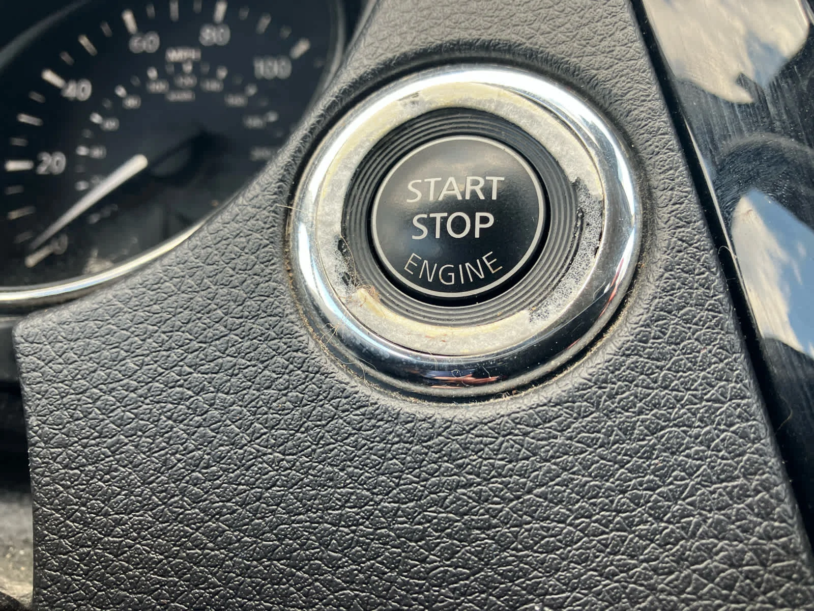 Used 2020 Magnetic Black Pearl Nissan SV image 25