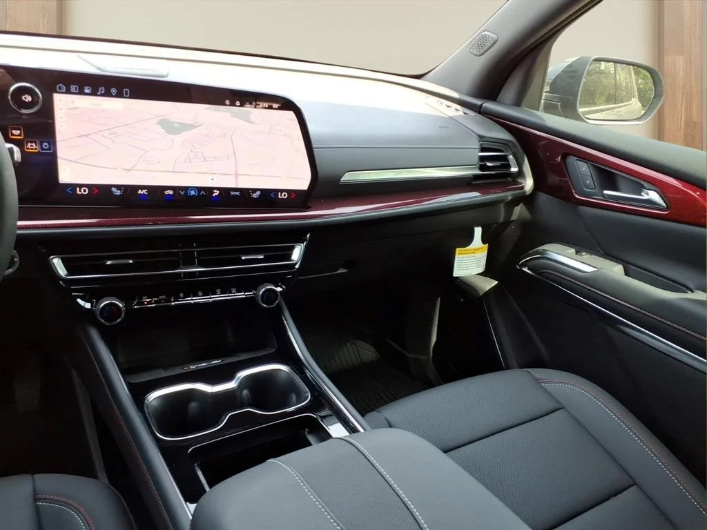2026 Chevrolet Traverse Z71 - Photo 25