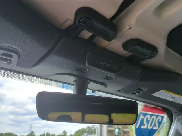 Used 2021 White Jeep High Altitude image 34