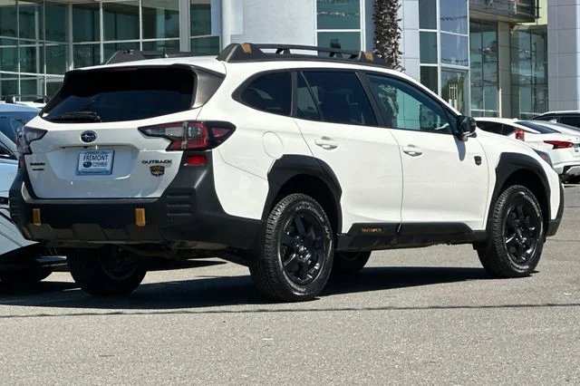 Used 2022 White Subaru Wilderness image 4