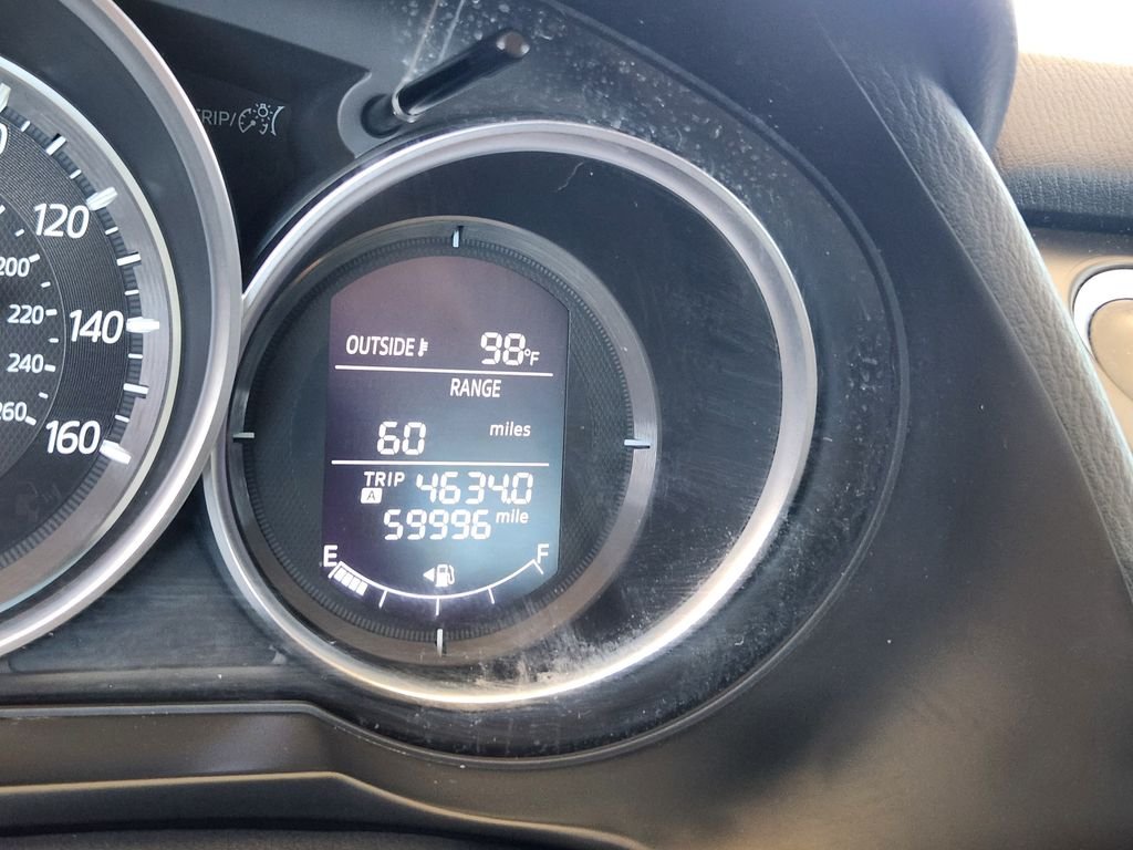Used 2016 RED Mazda i Touring image 16