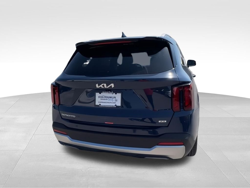 New 2026 Black Kia S image 7