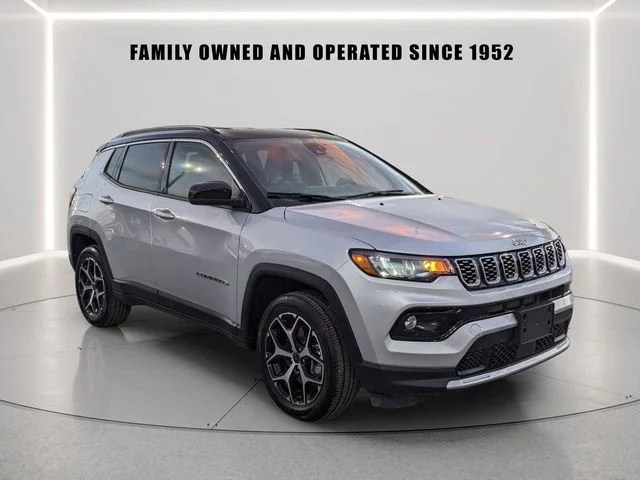 Used 2026 Silver Jeep Limited image 5