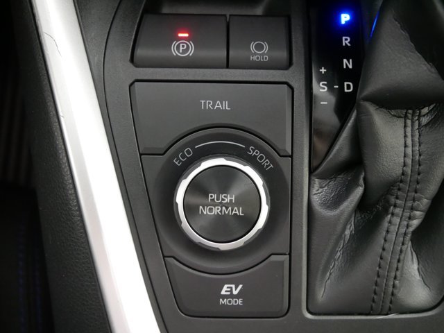 Used 2025 Silver Sky Metallic Toyota Hybrid SE w/ Convenience Pkg & Weather Pkg image 28