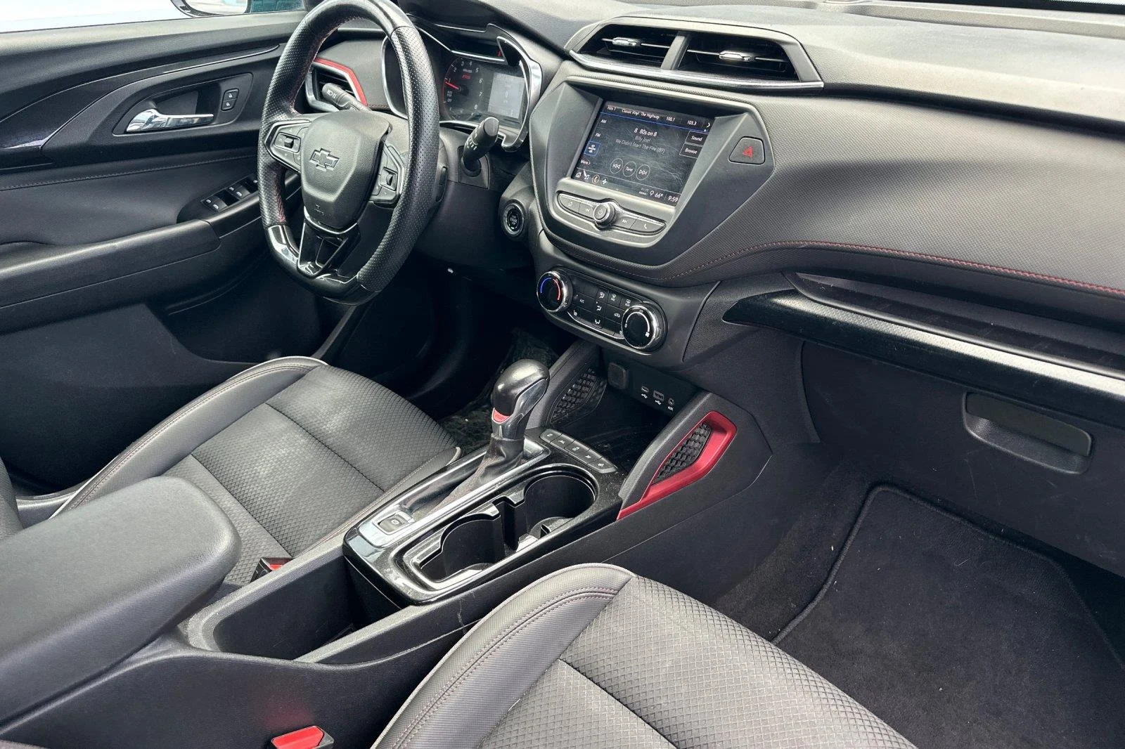 Used 2022 Oasis Blue Chevrolet RS image 16