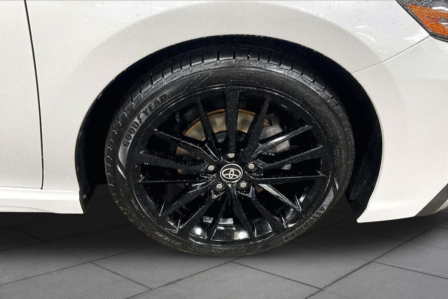 Certified Used 2021 Wind Chill Pearl Toyota XSE image 11