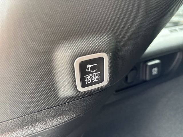 Used 2023 White Jeep Summit Reserve image 26