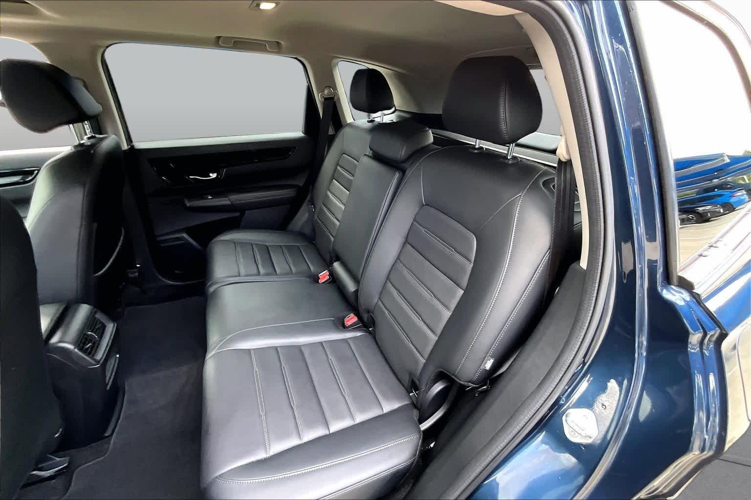 Used 2024 Canyon River Blue Metallic Honda EX-L image 21